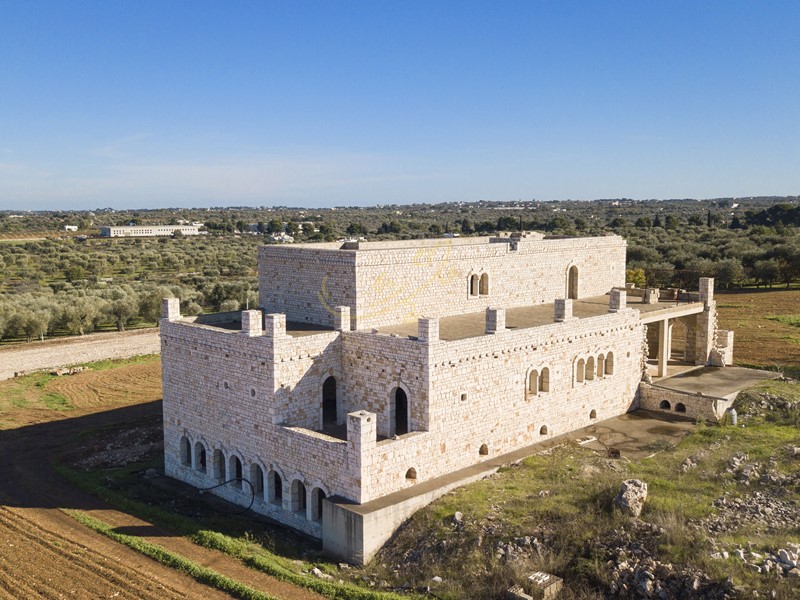 Rustico in Vendita a Polignano a Mare, 850'000€, 1600 m²