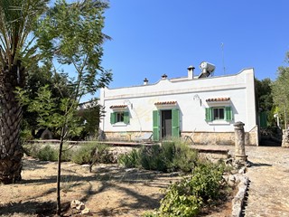 Rustico in Vendita a Ceglie Messapica, 190'000€, 100 m²