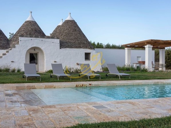 Cascina in Vendita a Putignano, 445'000€, 120 m², con Box