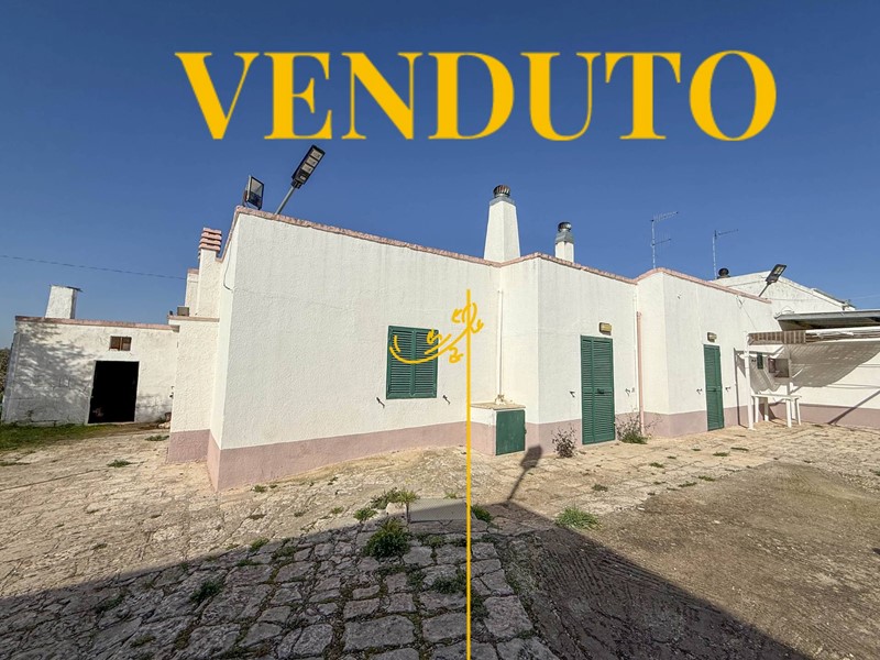 Villa in Vendita a Monopoli, 195'000&euro;, 155 m², con Box