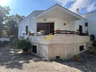 Villa in Vendita a Fasano, 295'000€, 130 m²