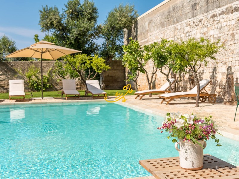 Rustico in Vendita a Conversano, 700 m²