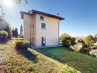 Trilocale in Vendita a Varese, 195'000€, 75 m²