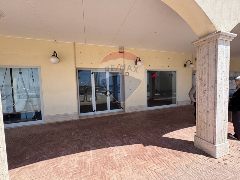 Immobile commerciale in Affitto a Roma, 900&euro;, 62 m²