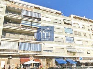 Trilocale in Vendita a Roma, 249'000&euro;, 94 m²