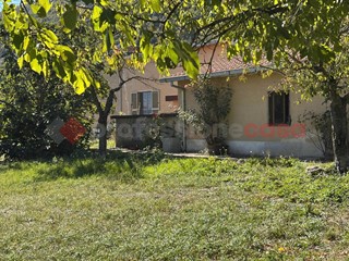 Casa Indipendente in Vendita a Avezzano, 98'000€, 130 m², arredato