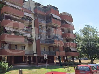 Trilocale in Vendita a Pieve Emanuele, 250'000€, 120 m²