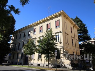 Trilocale in Vendita a Busto Arsizio, 125'000€, 110 m²