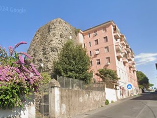 Trilocale in Vendita a Albano Laziale, 165'000€, 70 m²