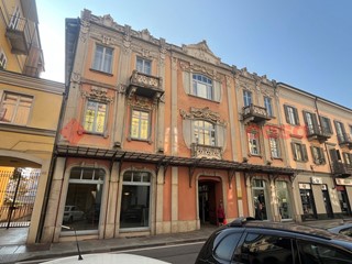 Negozio in Vendita a Pinerolo, 65'000€, 48 m²