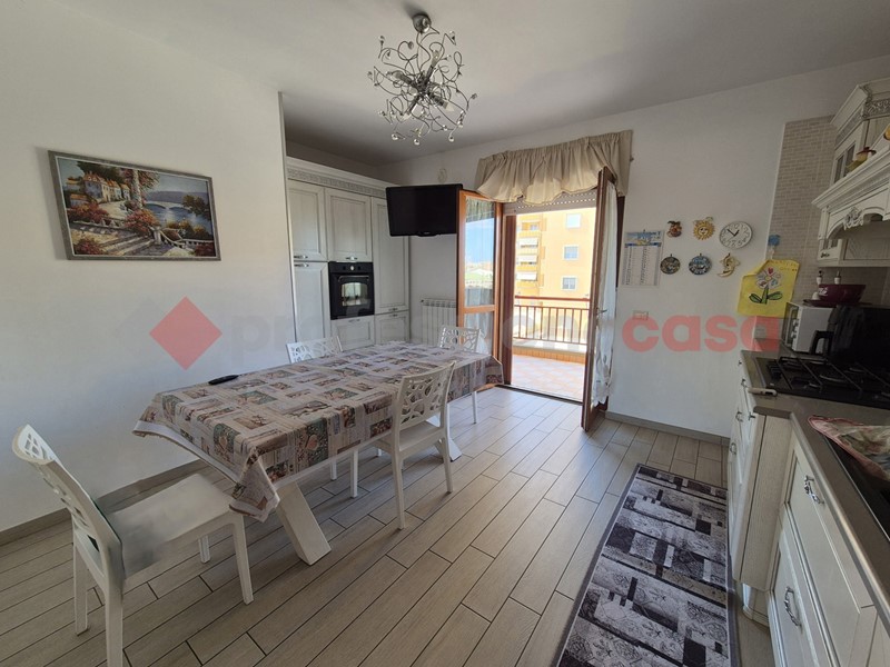 Quadrilocale in Vendita a Taranto, 175'000€, 110 m²