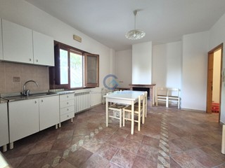 Casa Indipendente in Affitto a Catanzaro, zona Germaneto, 350&euro;, 70 m², arredato