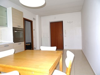 Bilocale in Vendita a Ostra, zona Casine, 110'000€, 43 m²