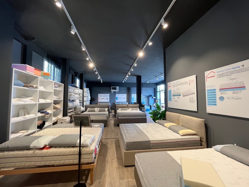 Capannone in Affitto a Riccione, 1'000€, 140 m²