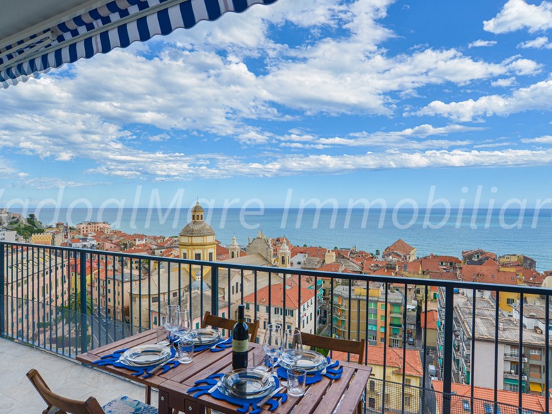 Bilocale in Affitto a Finale Ligure, 800€, 52 m², arredato, con Box