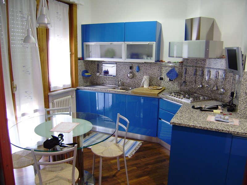 Appartamento in Vendita a Genova, zona Molassana, 230'000€, 108 m²