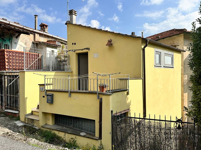 Casa Indipendente in Vendita a Portovenere, 145'000€, 60 m²