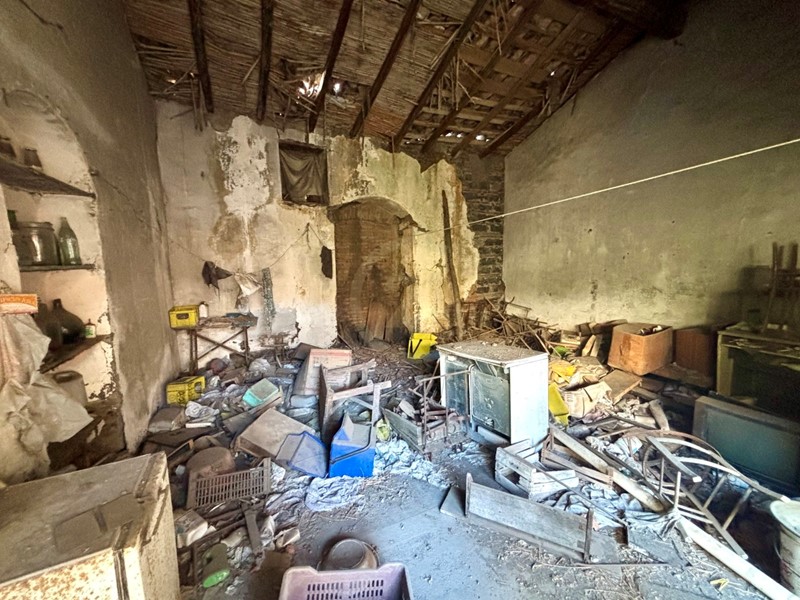 Casa Indipendente in Vendita a Misterbianco, zona Centro, 55'000€, 90 m²