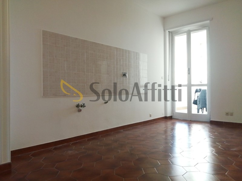 Quadrilocale in Affitto a Chieri, zona Stazione, 400€, 60 m²
