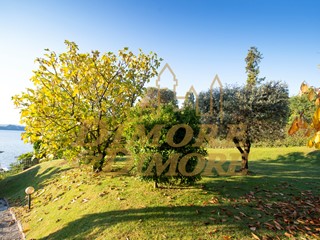 Casa Indipendente in Vendita a Ghiffa, 790'000€, 160 m²