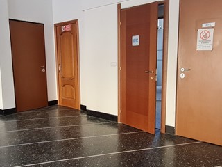 Immobile commerciale in Vendita a Genova, zona Struppa, 30'000€, 50 m²