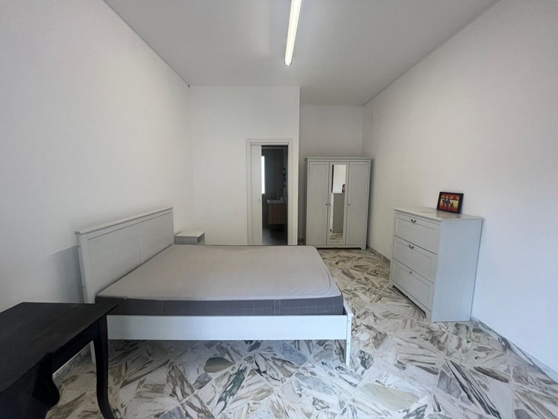 Quadrilocale in Affitto a Catania, zona Via Asilo Sant'agata 26, 1'100&euro;, 150 m², arredato