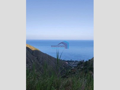 Terreno edificabile in Vendita a Letojanni, 25'000€, 6855 m²