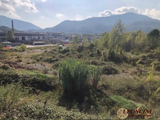 Attività commerciale in Vendita a Aulla, 1'495'710€, 21409 m²