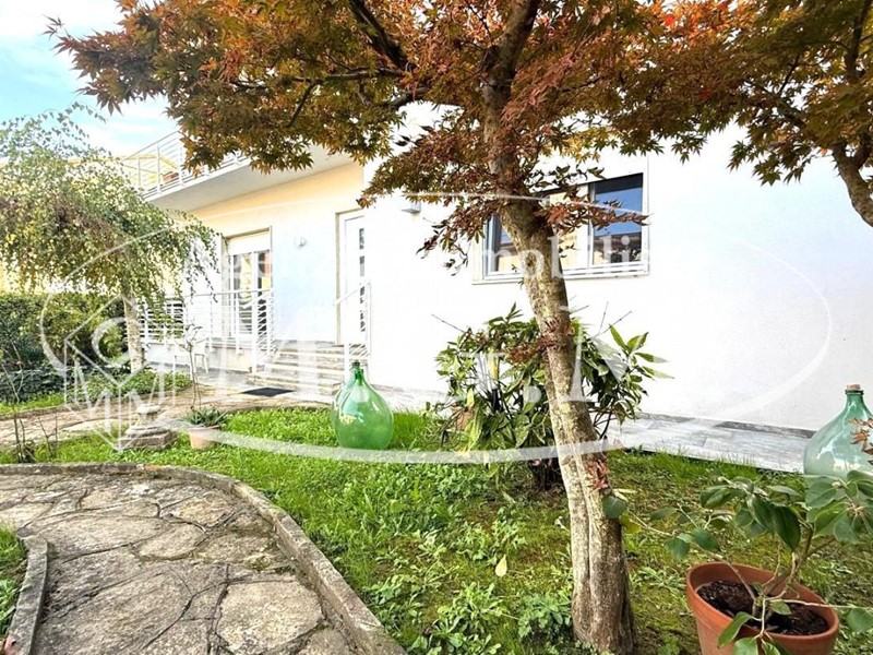 Appartamento in Affitto a Vicopisano, 1'100€, 120 m²