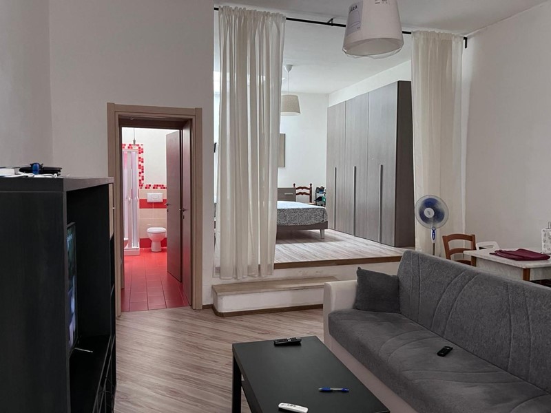 Bilocale in Affitto a Cascina, 550€, 55 m², arredato