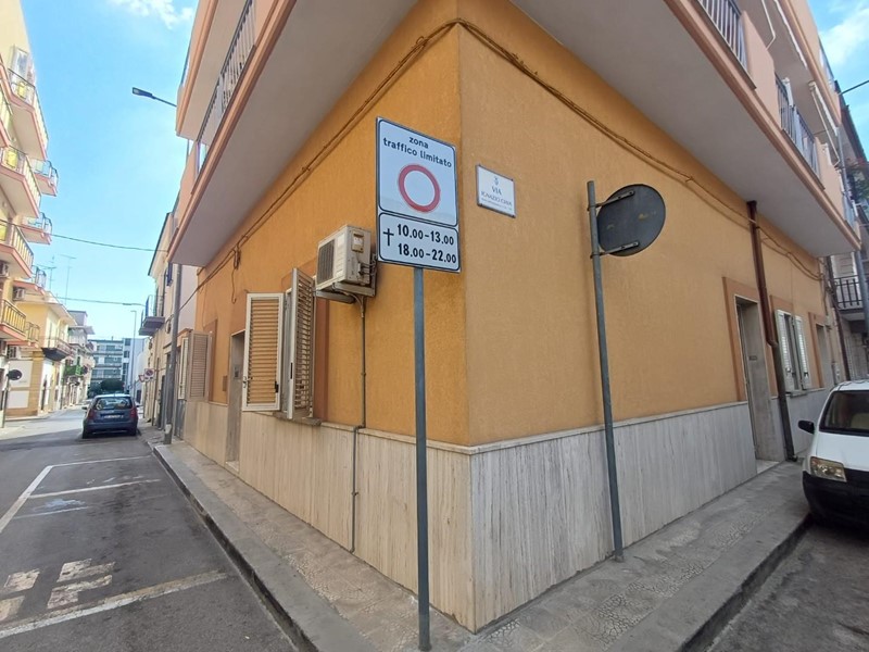 Quadrilocale in Vendita a Massafra, 120'000€, 138 m²