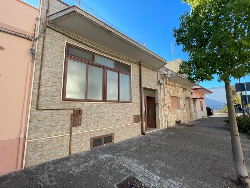 Casa Indipendente in Vendita a Monteiasi, 55'000€, 132 m²