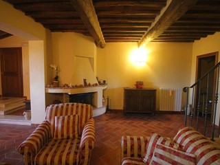 Appartamento in Affitto a Siena, 900€, 90 m², arredato