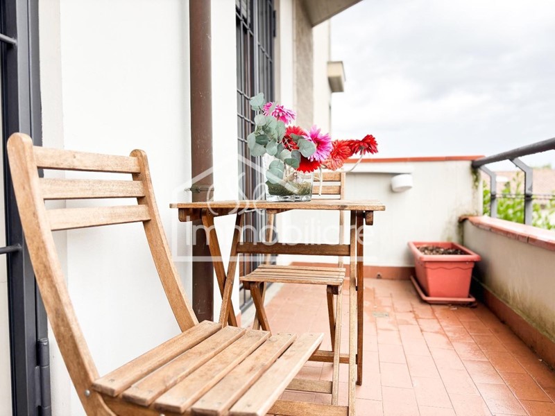 Quadrilocale in Vendita a Empoli, zona Cortenuova, 260'000€, 80 m², con Box