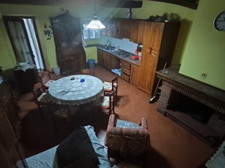 Casa Indipendente in Vendita a Lucca, zona Sant'Alessio, 53'000&euro;, 80 m²