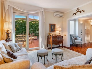 Attico in Vendita a Pisa, 525'000€, 140 m², con Box