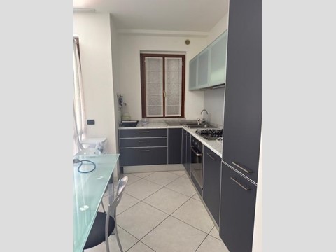 Bilocale in Vendita a Carrara, zona Marina di Carrara, 200'000€, 80 m², arredato