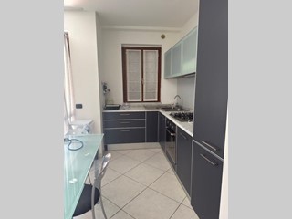 Bilocale in Vendita a Carrara, zona Marina di Carrara, 200'000€, 80 m², arredato
