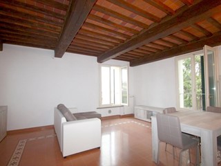 Quadrilocale in Vendita a Lucca, zona Picciorana, 198'000€, 70 m², arredato