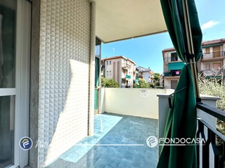 Bilocale in Vendita a Pietra Ligure, 250'000€, 51 m²