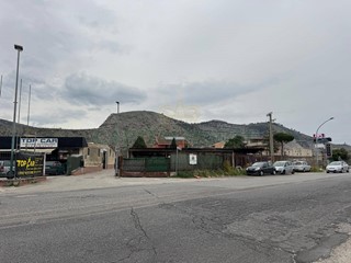 Magazzino in Vendita a Caserta, 55'000€, 230 m²