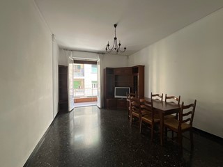 Appartamento in Vendita a Savona, 250'000€, 130 m²