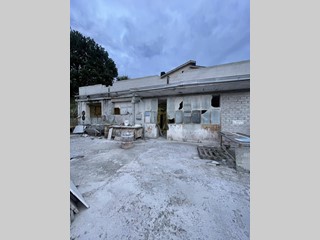 Capannone in Vendita a Alatri, 29'000€, 200 m²