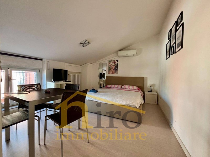 Attico in Affitto a Pescara, 550€, 40 m²