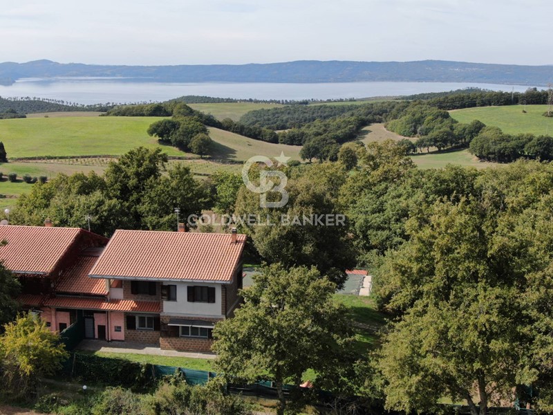 Villa in Vendita a Bagnoregio, 248'000€, 220 m²