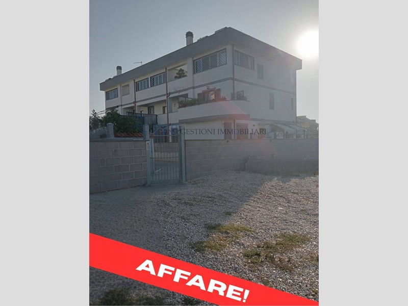 Monolocale in Vendita a Roma, 86'000&euro;, 38 m²