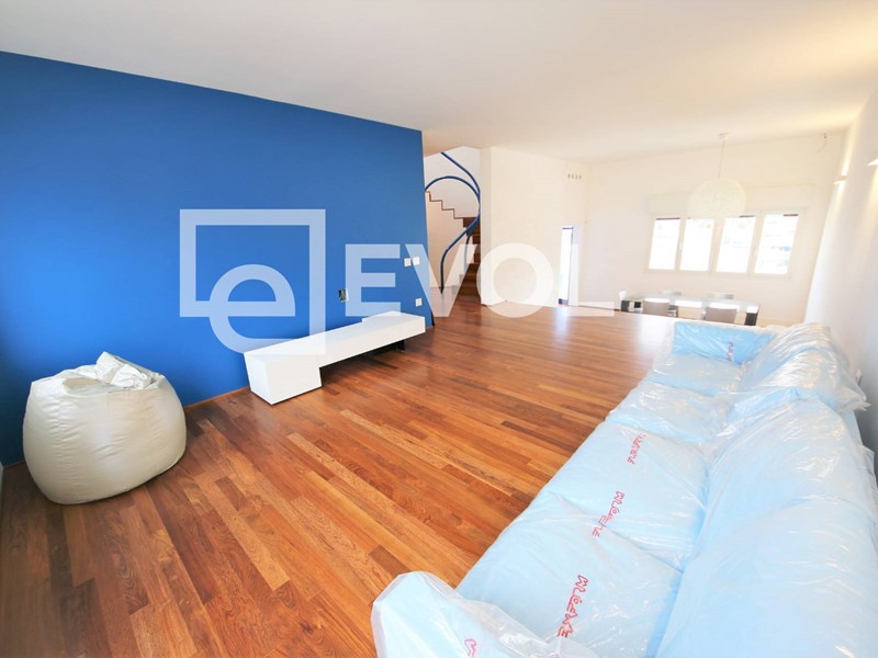 Appartamento in Vendita a Lignano Sabbiadoro, 650'000€, 180 m²