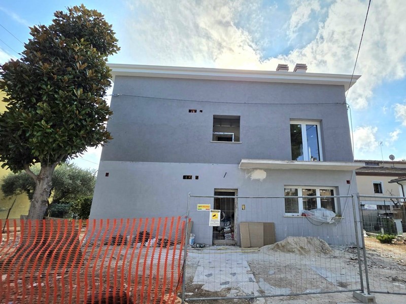 Trilocale in Vendita a Civitanova Marche, 190'000€, 64 m²