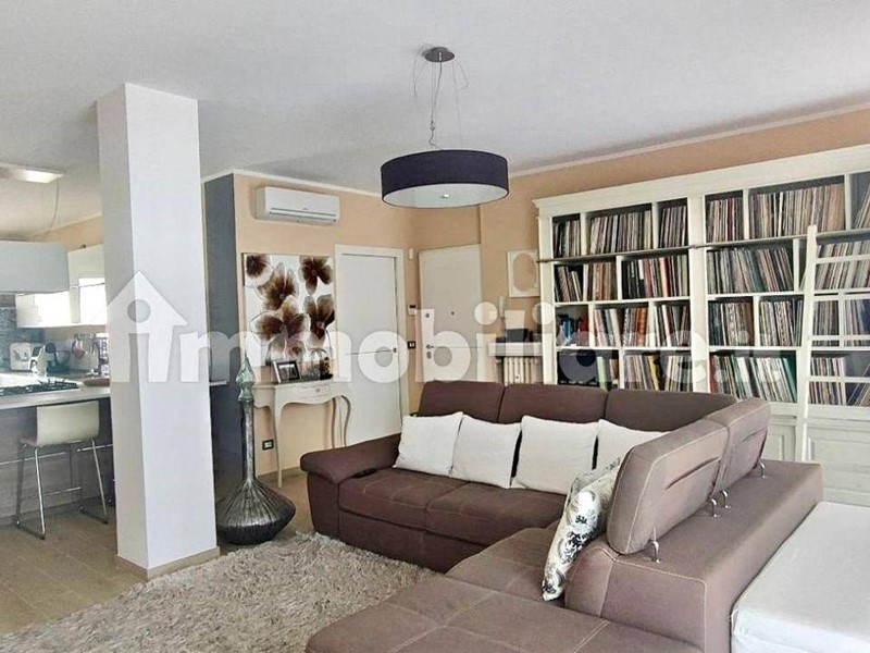 Trilocale in Vendita a Alessandria, 150'000€, 120 m²