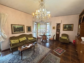 Bilocale in Vendita a Ascoli Piceno, 159'000€, 117 m²